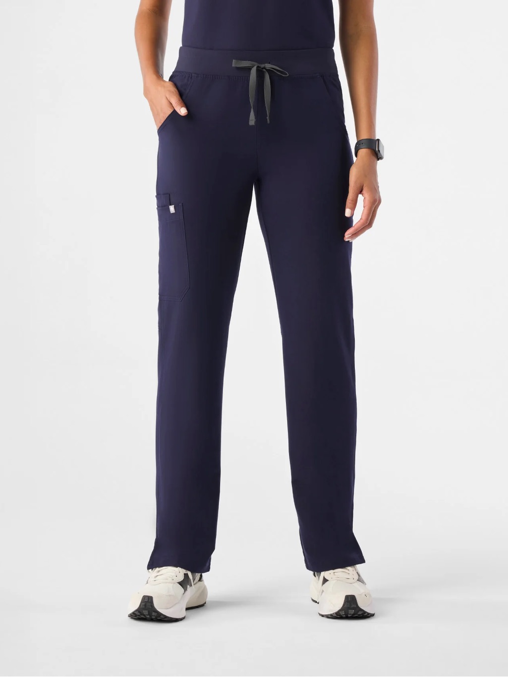 Figs Kade Cargo Scrub Pants Straight Leg Size M/S Nursing Uniform Apparel Yoga